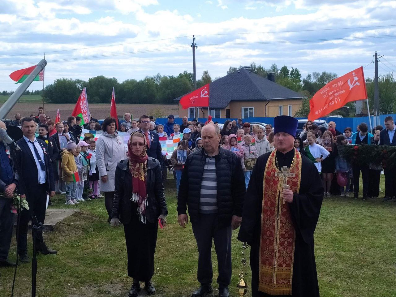 Божественная литургия в праздничные мероприятия в День Победы